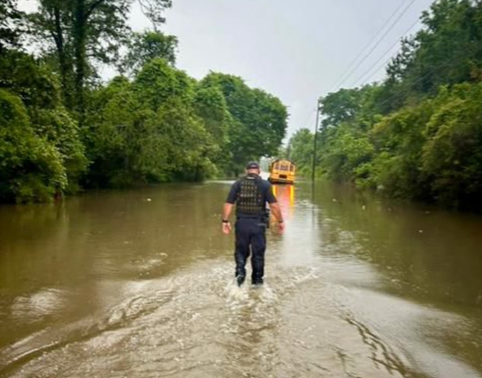 Condado de Harris, inundaciones, policía, contingencia, MundoNOW