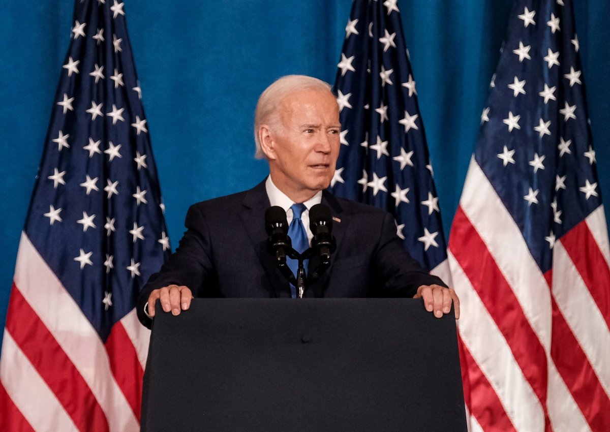 A días de las elecciones, Biden explota y regaña a los habitantes de EE.UU.
