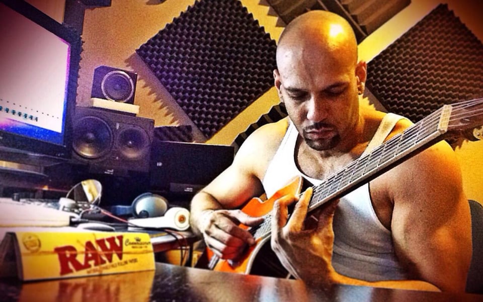 Who killed guitarist George Sánchez?