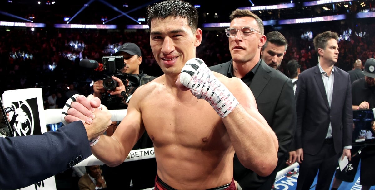 ¿Por su culpa perdió ‘El Canelo’? Mujeres se vuelven virales tras asistir a la pelea del Canelo vs. Bivol