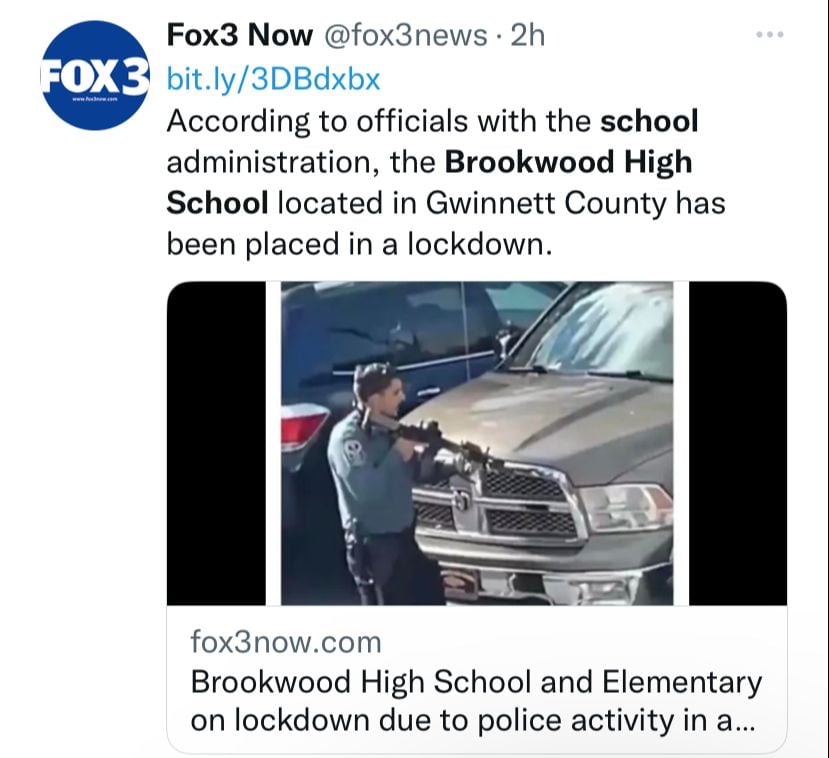 ¿Por qué cerraron Brookwood High School?