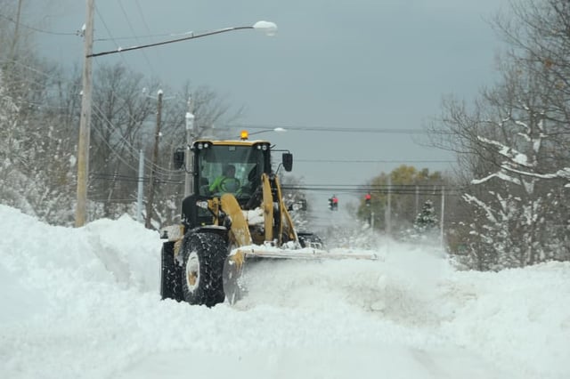 Shocking images of the historic snowfall that hit New York