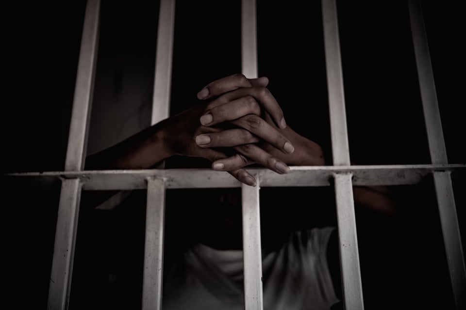 Mujer seduce a narco en venganza porque mató a su pareja
