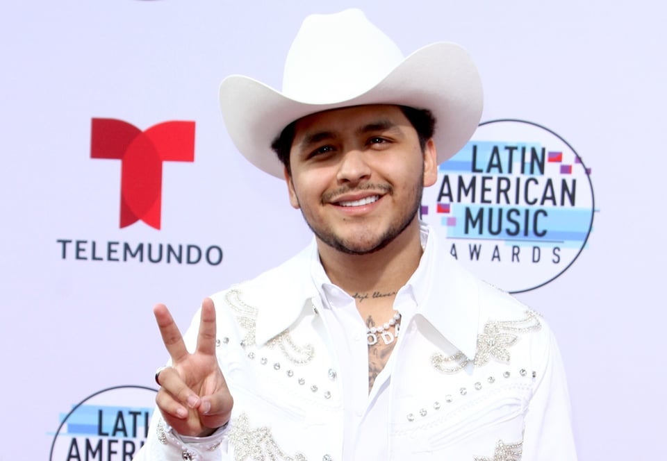 Christian Nodal recibe propuesta de cantante y él lo acepta ¿se enojará Belinda? (FOTO)