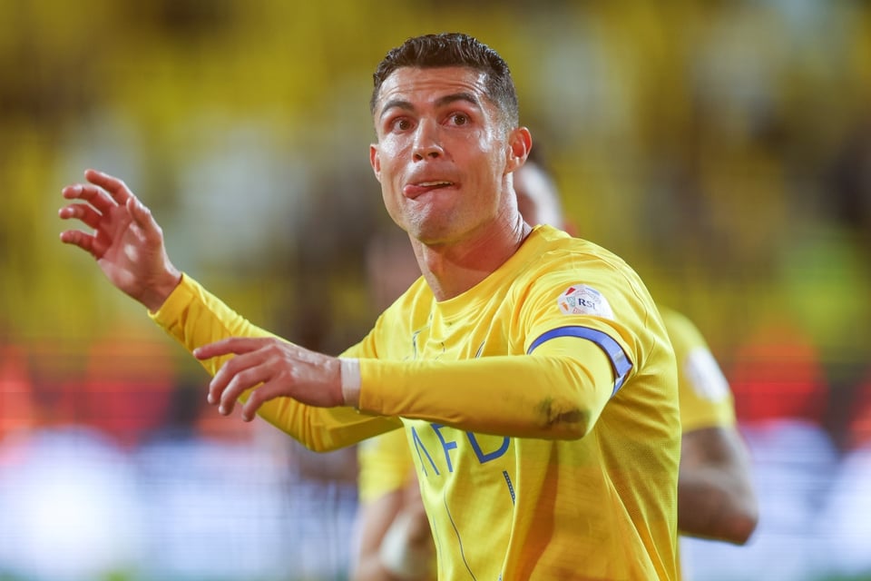 Porsche gift Cristiano Ronaldo, watch, Luan Santana, luxury, MundoNOW