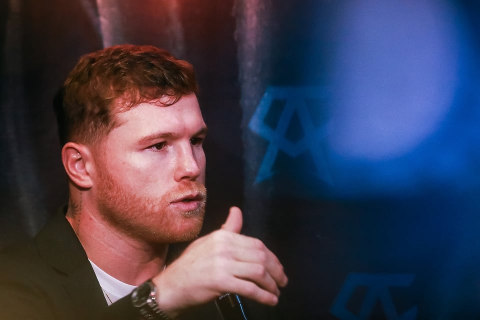 Canelo Álvarez exhibe el WhatsApp de Miguel Layún y le responde a Sergio Agüero (FOTOS)