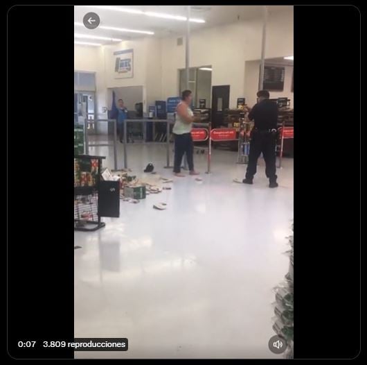 Mujer fue electrocutada con pistola Taser tras no acatar ordenes de oficial de policía