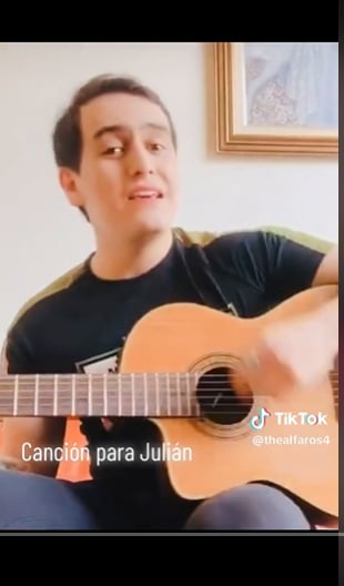 They point out that it would be an anticipated farewell that Julián and his son lived