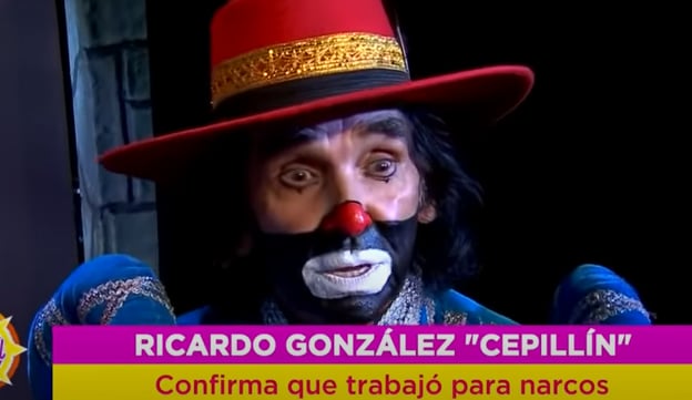 Sólo cumplía con su contrato 