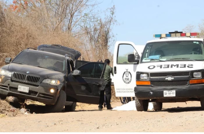 Fue encontrado muerto dentro de su camioneta, junto a su hermana y cuñado