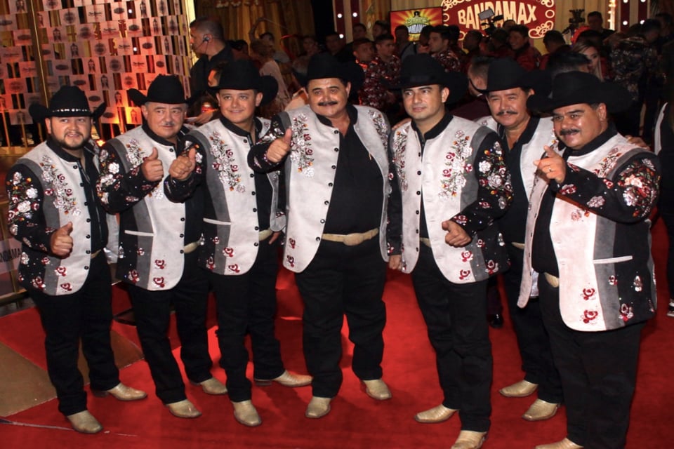 ¡Devastadora muerte! Lupe Esparza se une a triste pérdida de los Huracanes del Norte y los trata de consolar (FOTOS)