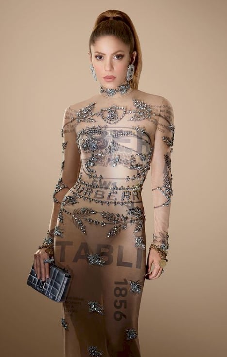 Piqué's ex in a transparent dress 