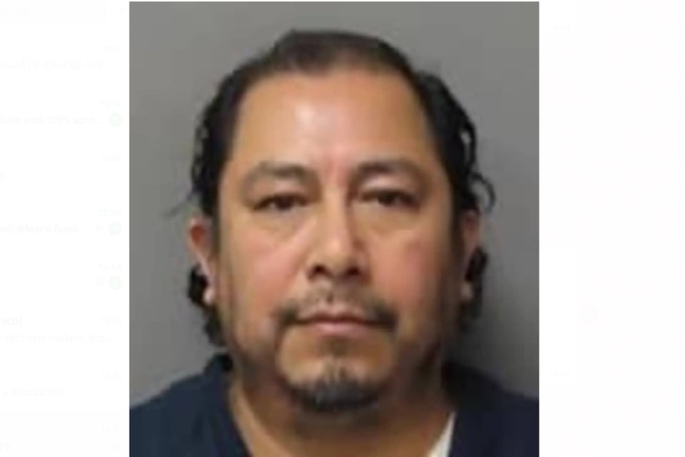 Gas station clerk accused of taking inappropriate photos of women