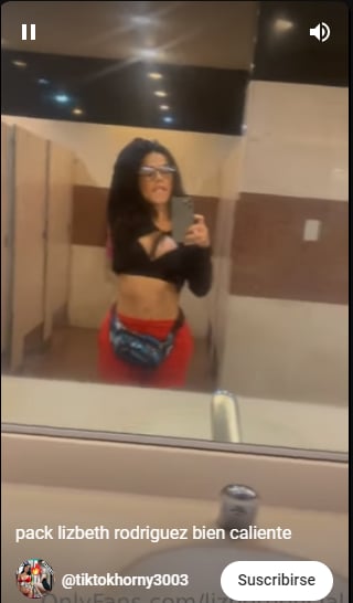 La conductora optó por un look 'diferente'
