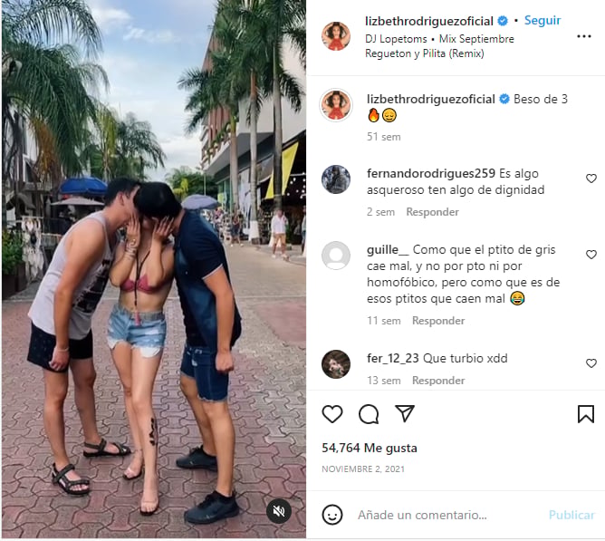 Se dieron "beso de 3"