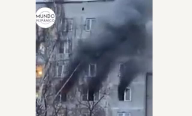 Salvan a una mujer de morir en un incendio