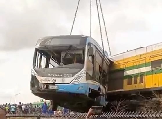Accidentes de trenes y camiones son comunes en muchas ciudades de Nigeria