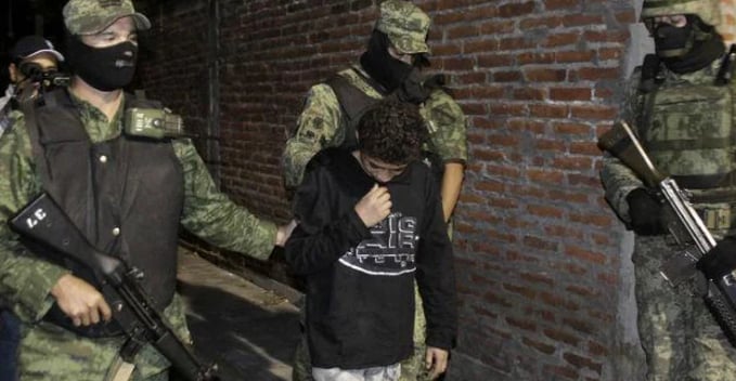 El niño sicario creció entre droga