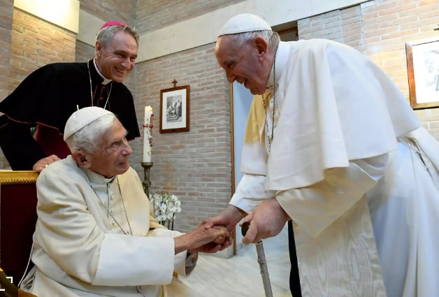 Pope Francis asks for prayers for the health of Pope Emeritus Benedict XVI