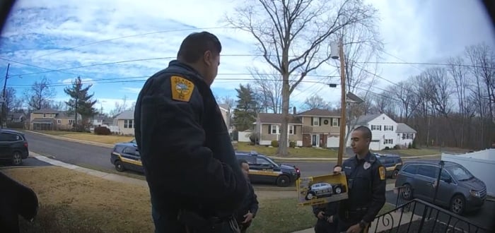 Police surprise a child with a gift