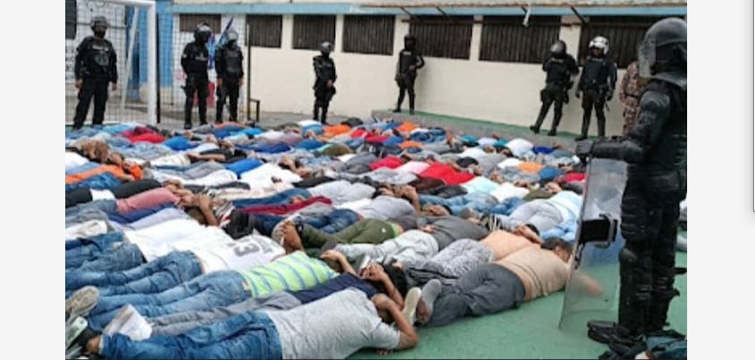 Resultan diez presos muertos tras 'sangrienta' riña en cárcel de Quito
