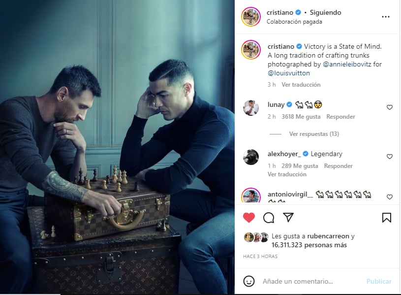 Cristiano Ronaldo comparte fotografía con Messi