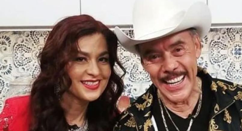 Doña Rosa was accused of sleeping with Don Pedro Rivera despite being divorced