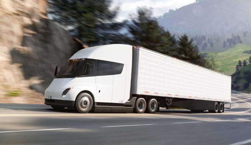 Emiten recall del Tesla Semi