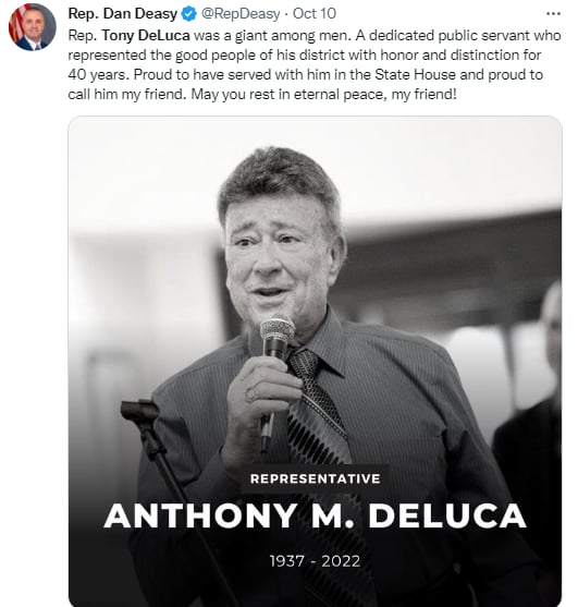 Tony DeLuca representó al distrito legislativo 32 de Pensilvania durante más de 39 años