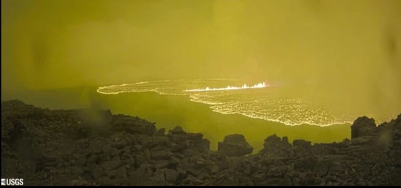 Autoridades advierten a los vecinos en riesgo por las coladas de lava del Manua Loa