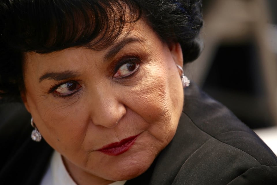 Hospitalizan a la primer actriz de Televisa Carmen Salinas