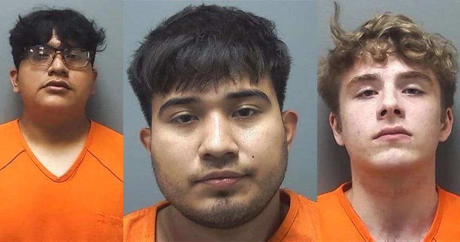 Crónica Policía arresta jóvenes
