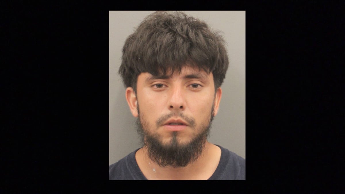 César Castro Serrano es buscado tras el brutal ataque a una mujer