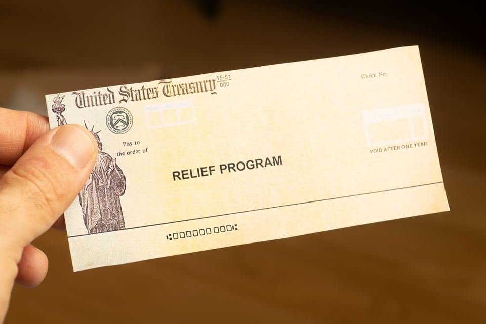 Revelan cheque de 2 mil dólares para los que cumplan con requisito esencial featured image
