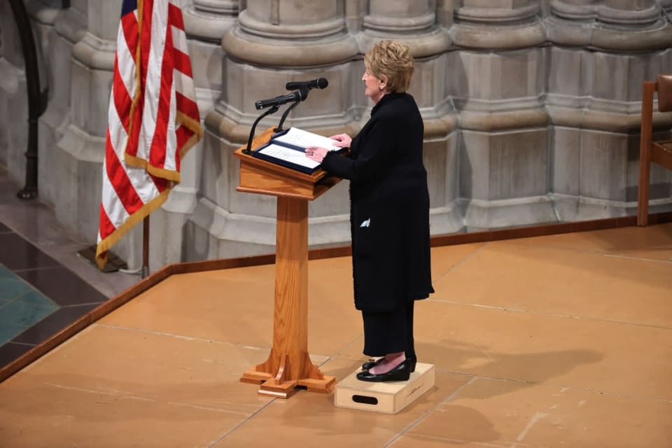 Madeleine Albright, the first woman to serve as US Secretary of State, dies