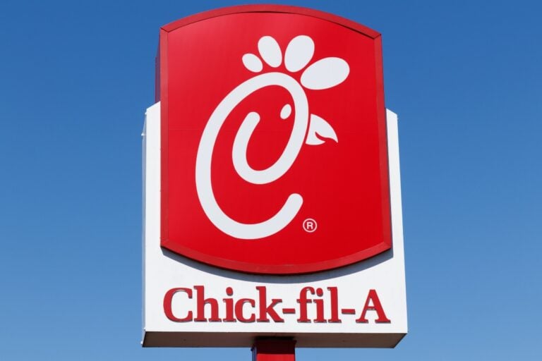 La primera ubicación de la cadena de Chick-fil-A cierra abruptamente sus puertas
