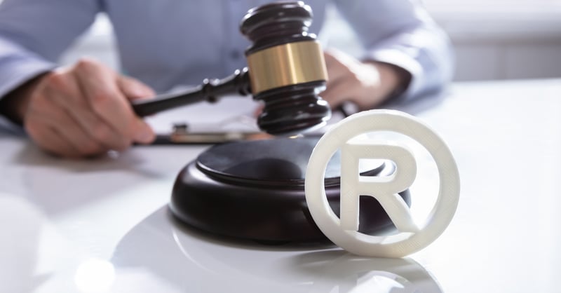 Chronicle girl mom dad