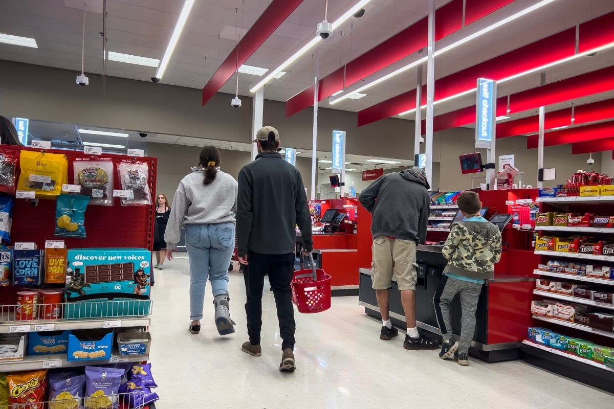 Mexicano explota tras descubrir nueva medida en Target