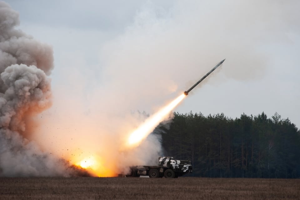 Iraq fires missiles at U.S. military base in Syria