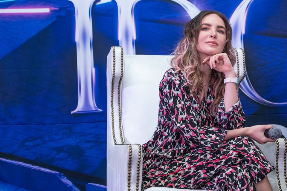 Belinda aparece ‘devastada’ desde la cama y le preguntan por depresión