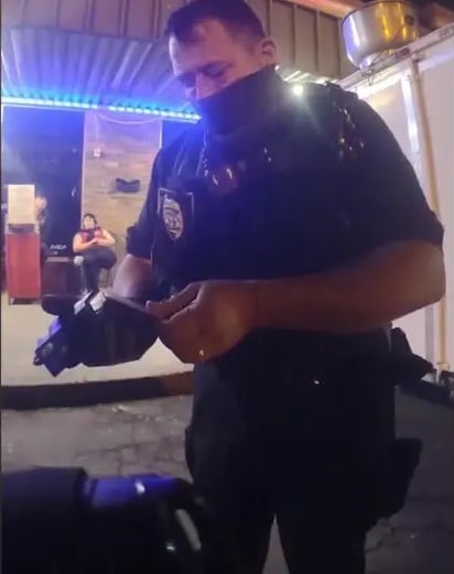 Crónica Policía discoteca falso