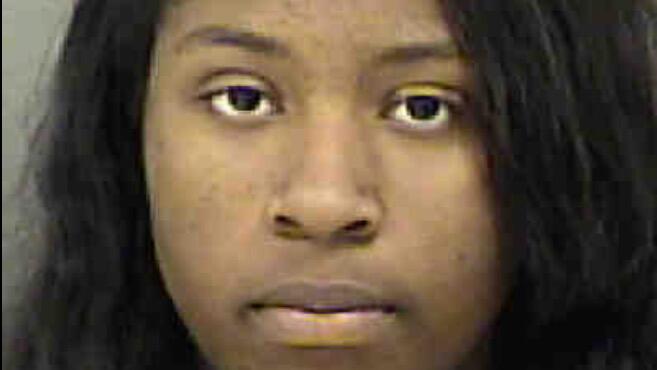Crónica documentos falsos Facebook, arresto, latina, cárcel, prisión / Departamento de Policía de la ciudad de Charlotte