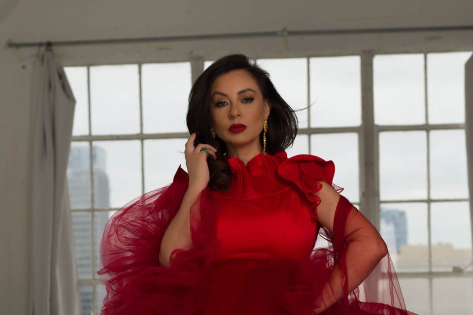 entrevista, artista latina, hispana, inseguridad