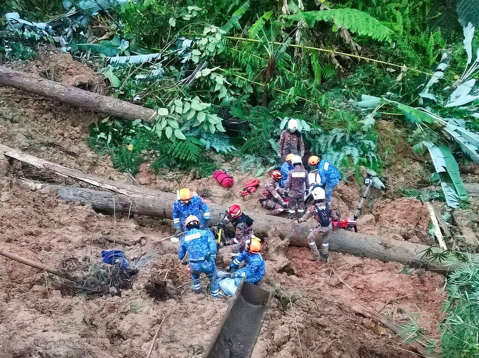 Deslave campamento Malasia muertos