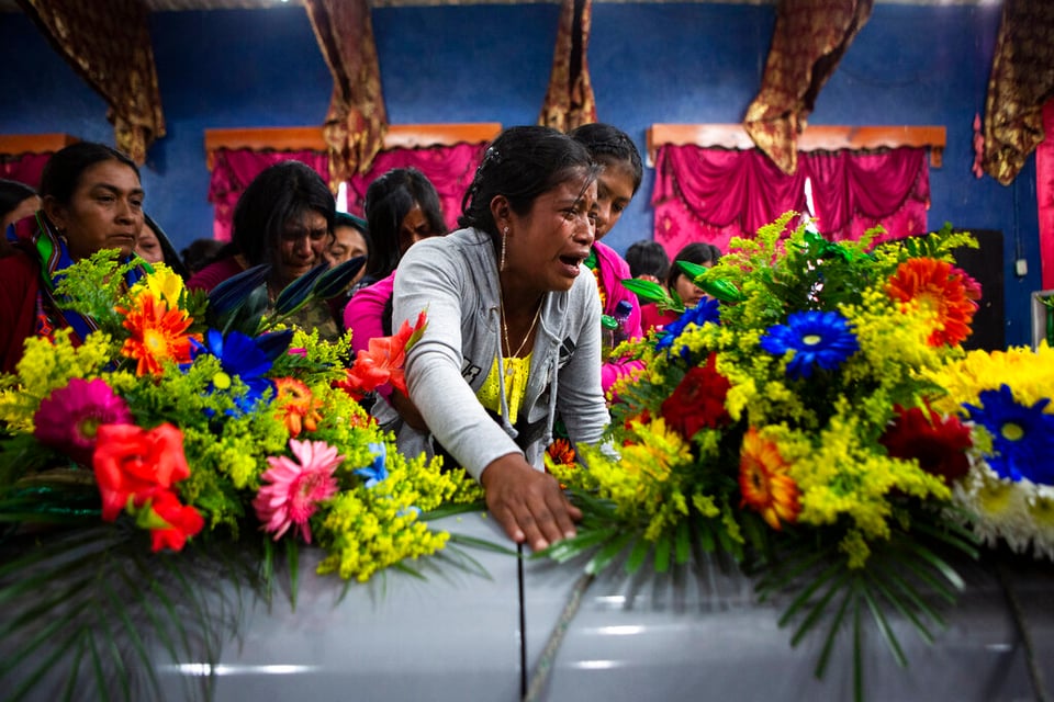 Entierran migrante San Antonio