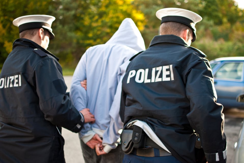 Detienen a cuatro que planeaban ataque a sinagoga en Alemania featured image