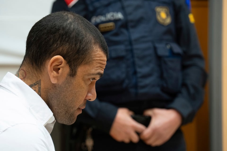 Dani Alves saldrá de la cárcel tras condena por abuso sexual
