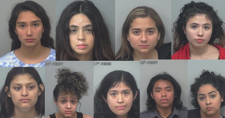 Crónica: Arrestan en Georgia a docenas de jóvenes latinos