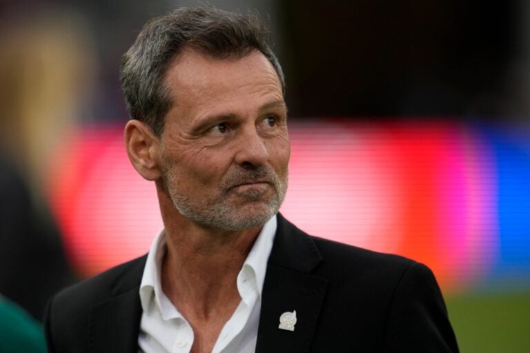 Diego Cocca es despedido como técnico de la selección de México