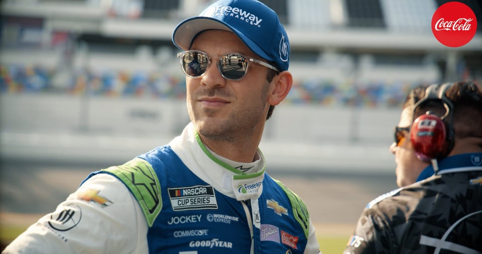 Daniel Suárez: Un Campeón Dentro y Fuera de la Pista